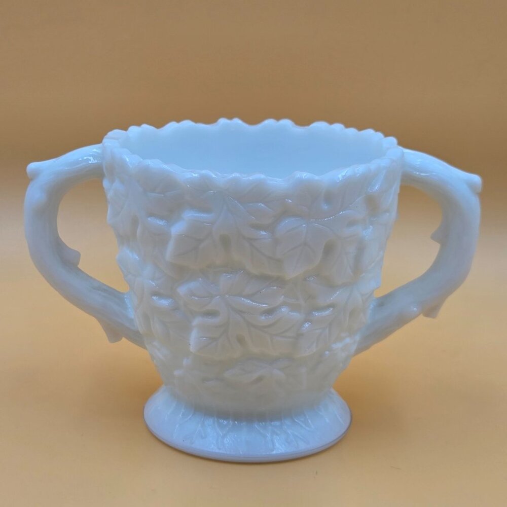 Westmoreland Bramble Milk Glass Creamer and Sugar Set Vintage - Picture 10 of 14